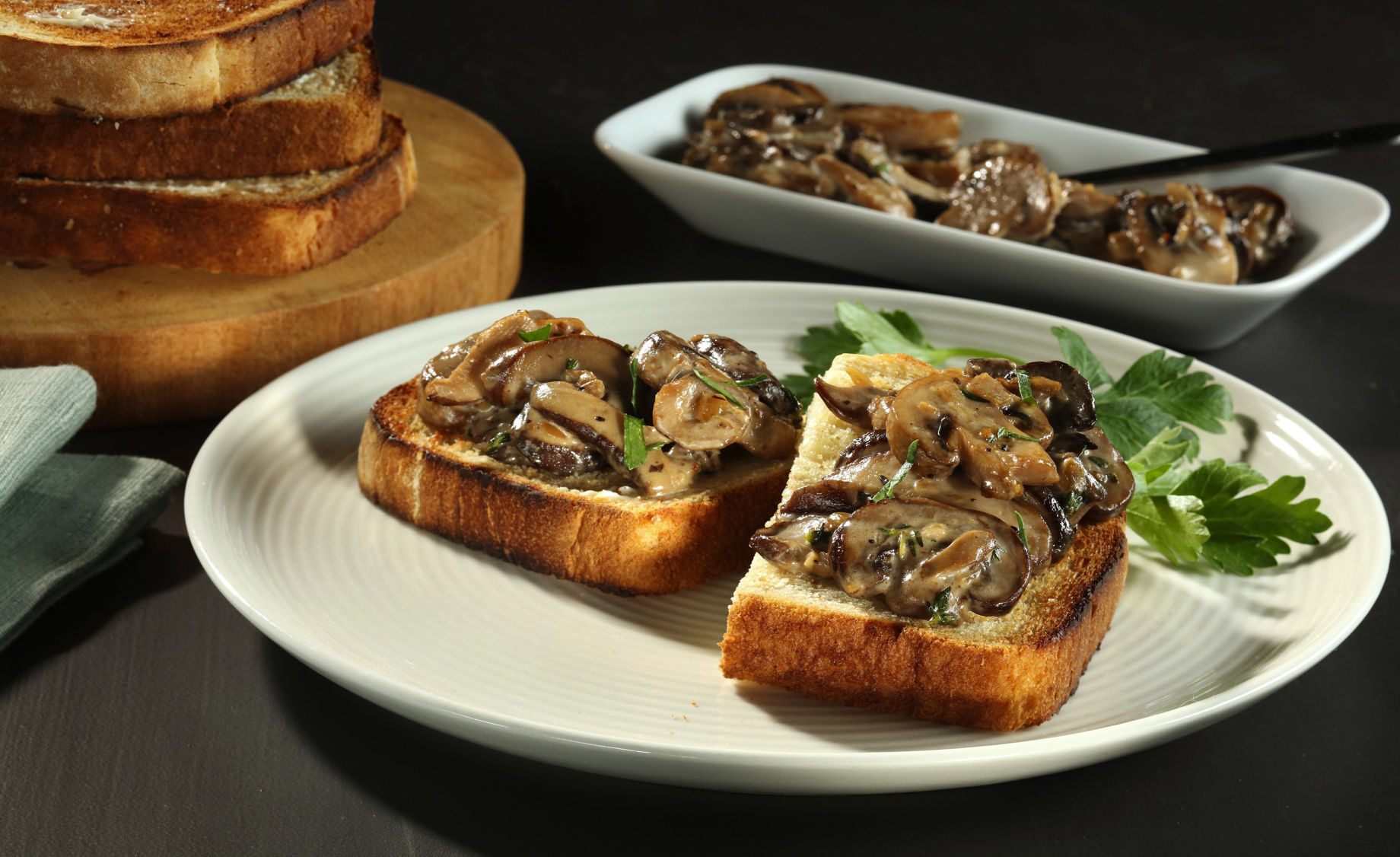 FOOD-MUSHROOM-TOAST-TB